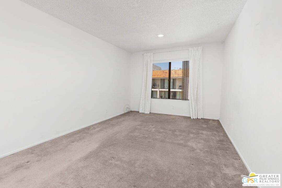 1401 Valley View Road, Unit 321 Glendale, CA 91202 - Photo 19 of 34