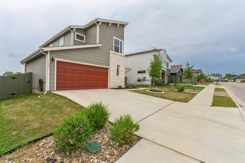 $2,500 | 9800 Evening Canopy Drive, Manor, TX 78653