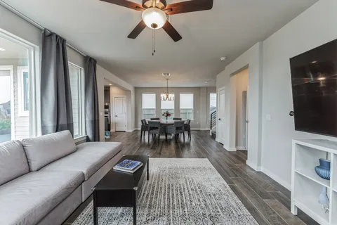 $2,500 | 9800 Evening Canopy Drive, Manor, TX 78653