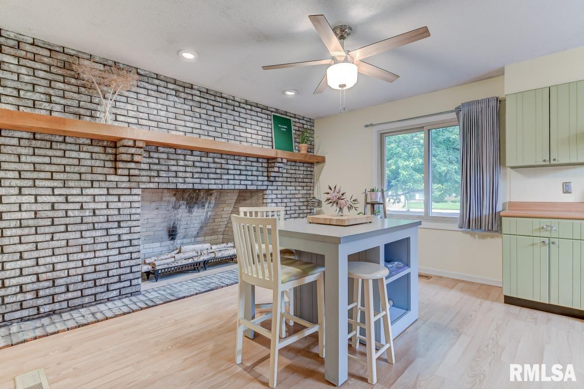 3 Delano Lane Springfield, IL 62703 - Photo 11 of 36 Gallery Image 11