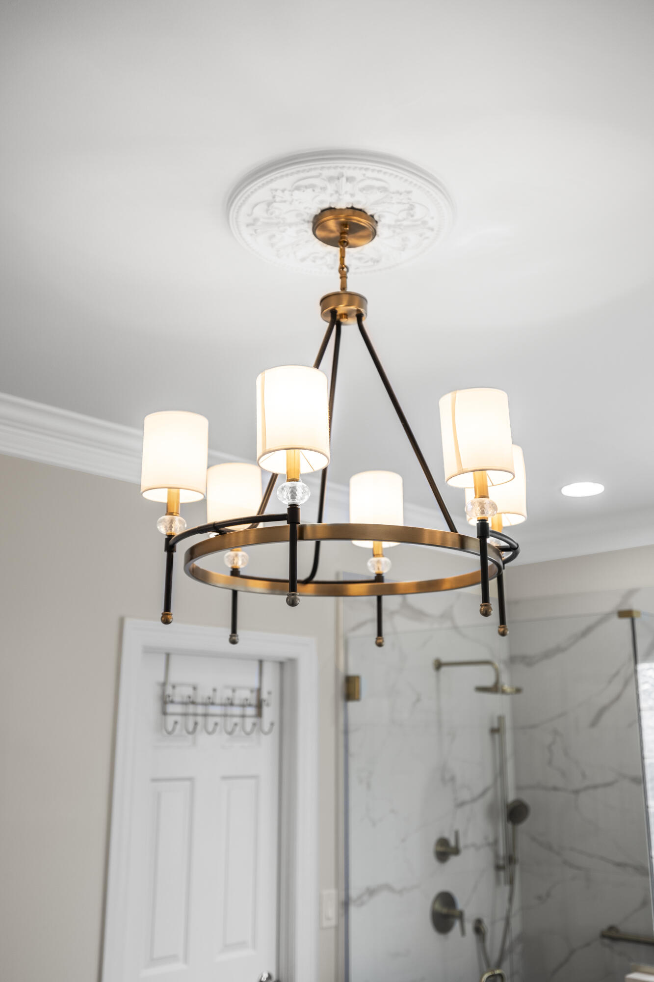 313 Willow Glen Road Chattanooga, TN 37421 - Photo 28 of 45 Chandelier