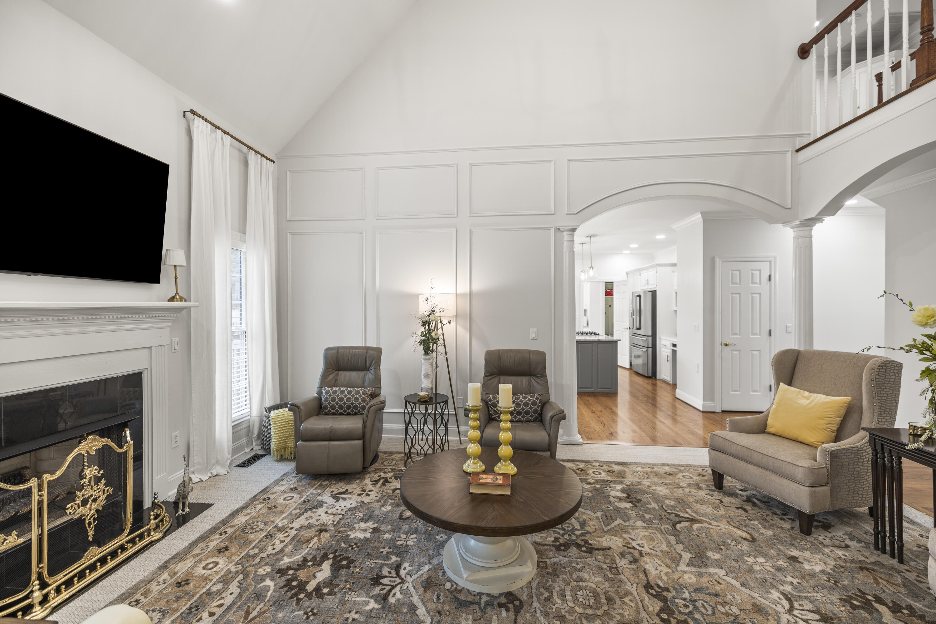 313 Willow Glen Road Chattanooga, TN 37421 - Photo 7 of 45 Living Room