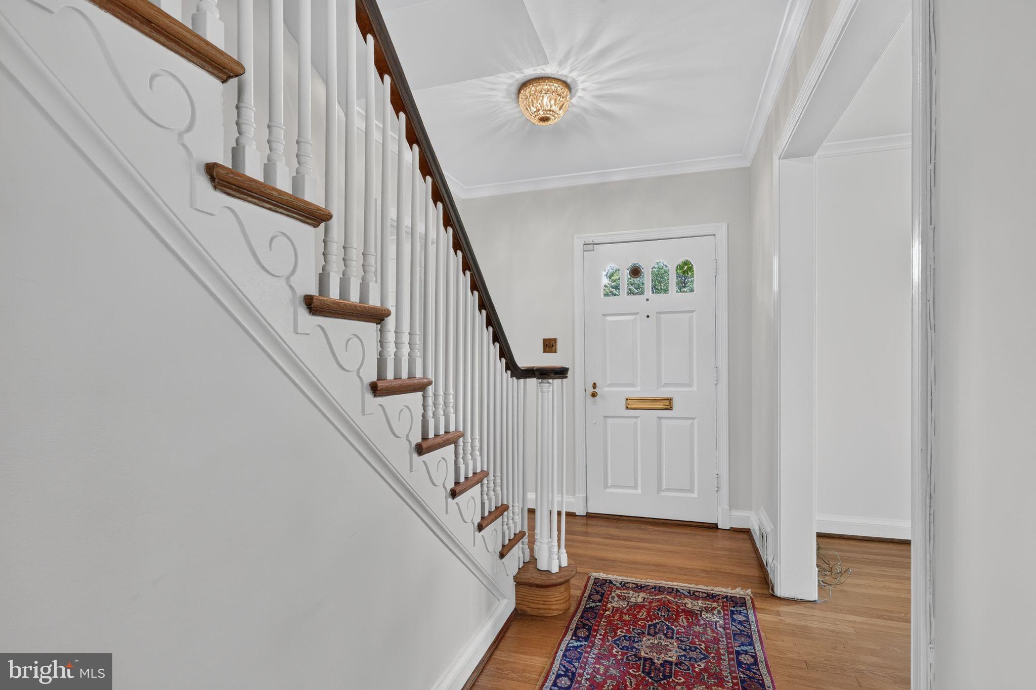 8112 Rayburn Road Bethesda, MD 20817 - Photo 6 of 52