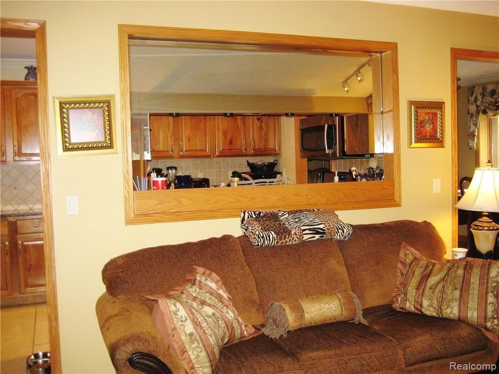 7374 Chilson Road Howell, MI 48843 - Photo 10 of 30