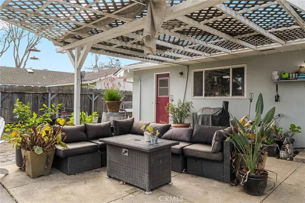 $395,000 | 650 Pacific Avenue, Willows, CA 95988