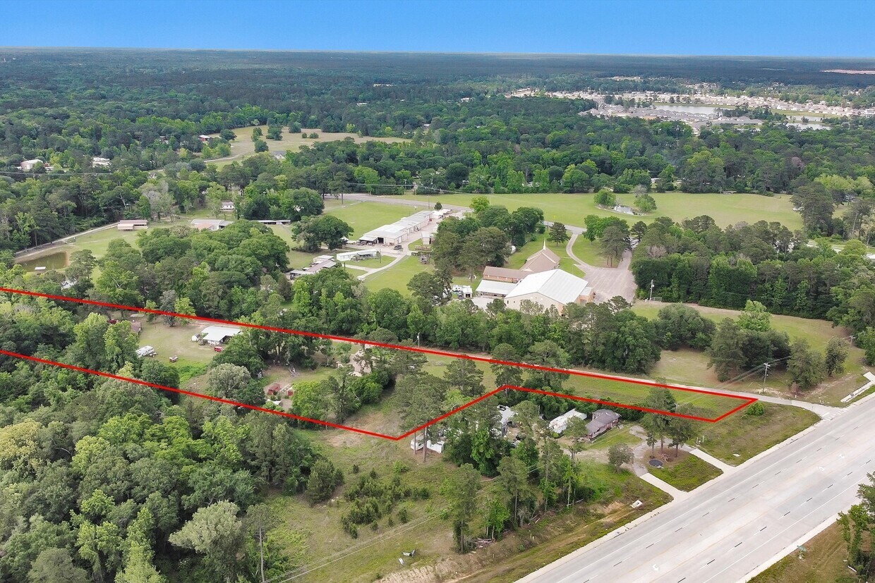 15635 Hwy 105 Road Conroe, TX 77306 - Photo 6 of 22