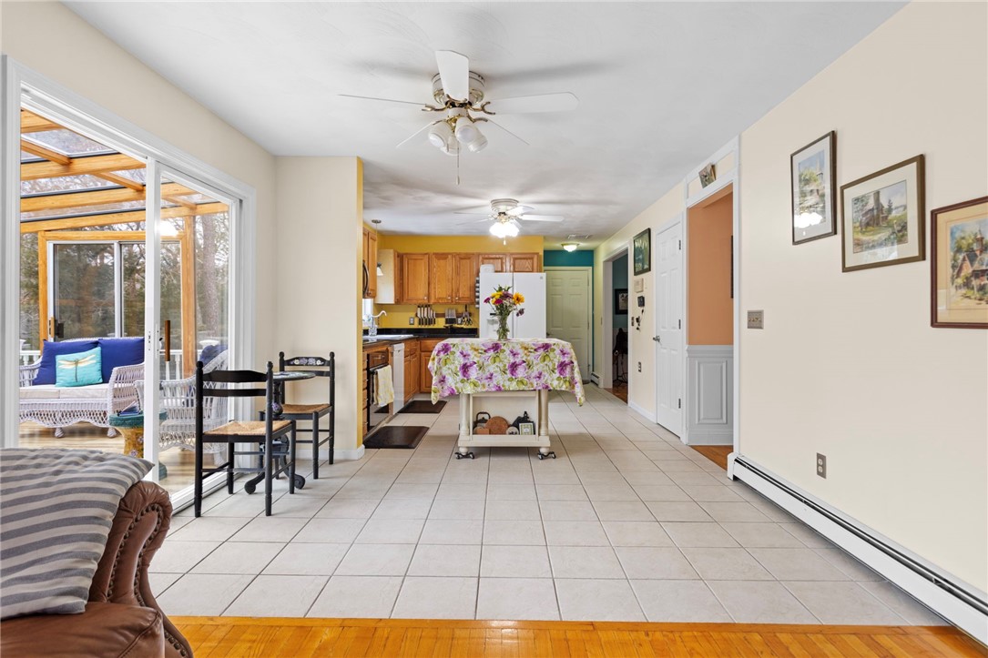 358 Shannock Road South Kingstown, RI 02879 - Photo 10 of 49