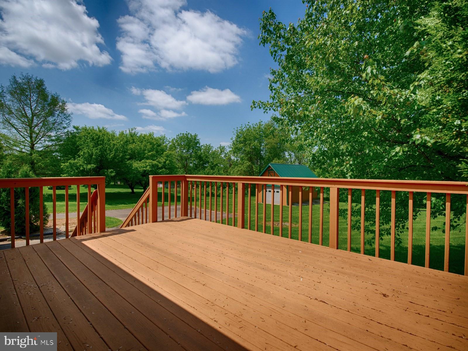 10 Wesley Road Quarryville, PA 17566 - Photo 23 of 25 a view of balcony with wooden floor and fence