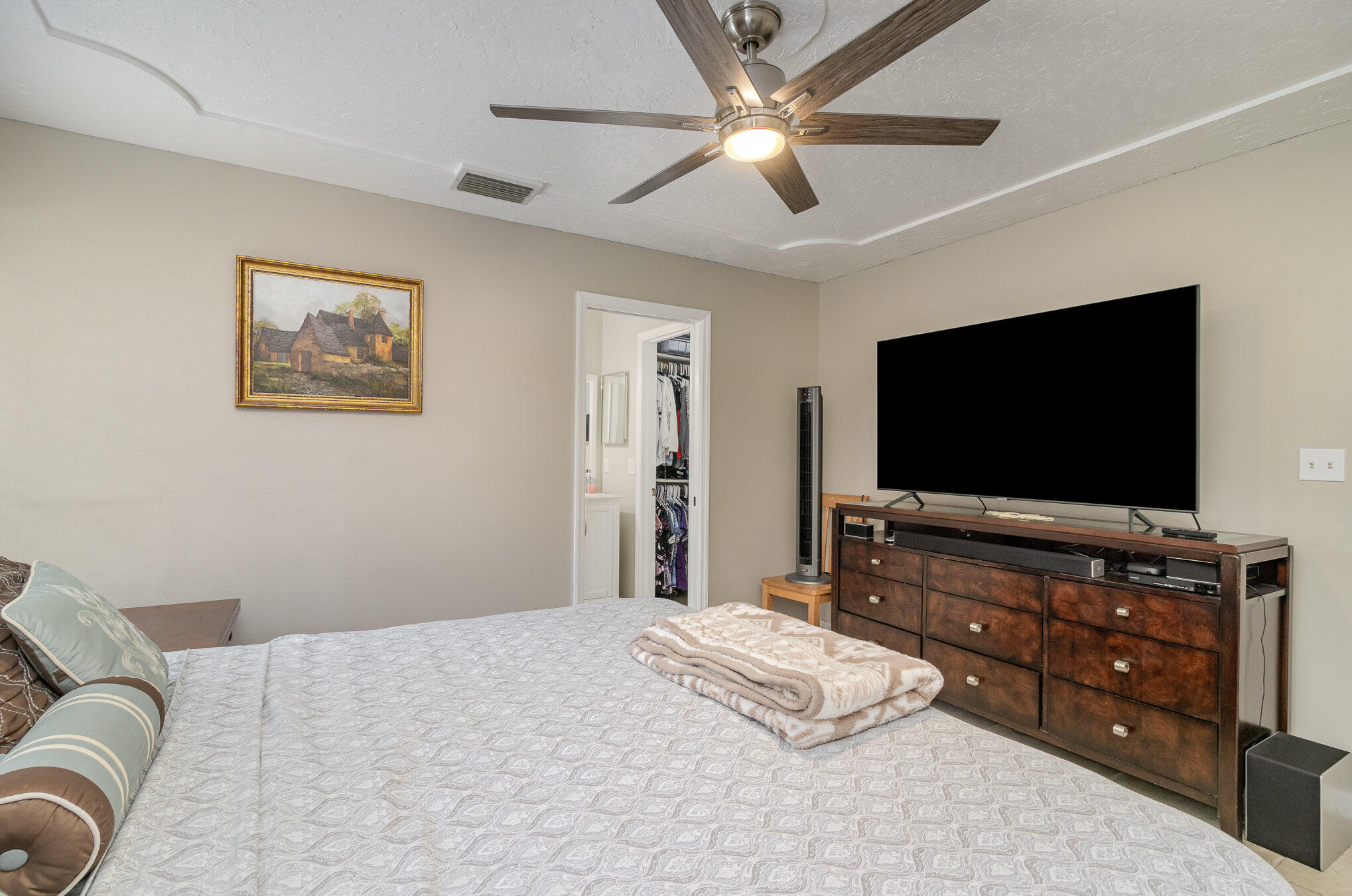 297 Santa Rosa Avenue Southwest Palm Bay, FL 32908 - Photo 14 of 39 014_img_7460-edit