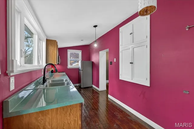 $299,900 | 625 Adams Street, St. Charles, MO 63301