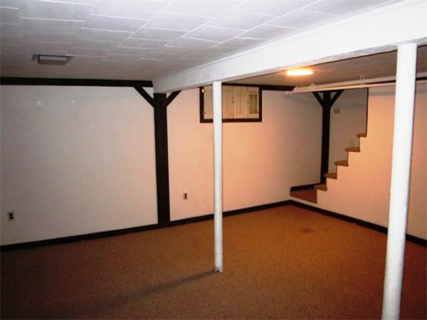 33 Knowles Road Worcester, MA 01602 - Photo 17 of 30 Gallery Image 17