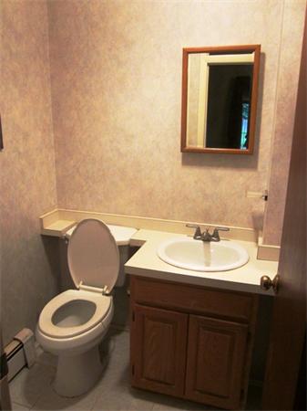 33 Knowles Road Worcester, MA 01602 - Photo 8 of 30 Gallery Image 8