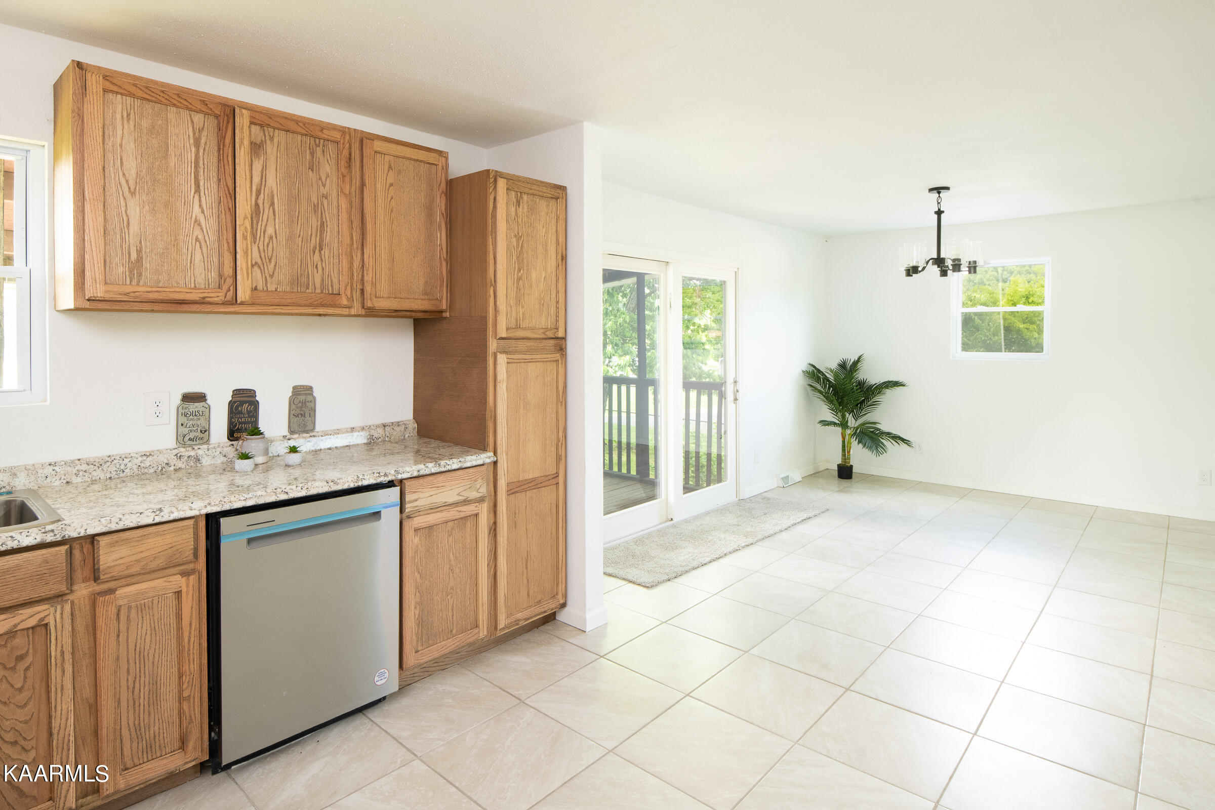 2407 Big Springs Road Maryville, TN 37801 - Photo 11 of 26 JBP_BigSprings2407_Print-11 (2)