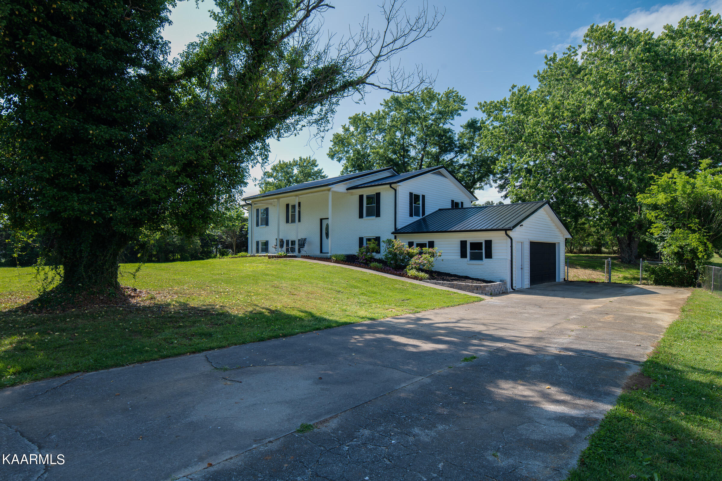 2407 Big Springs Road Maryville, TN 37801 - Photo 2 of 26 JBP_BigSprings2407_Print-3