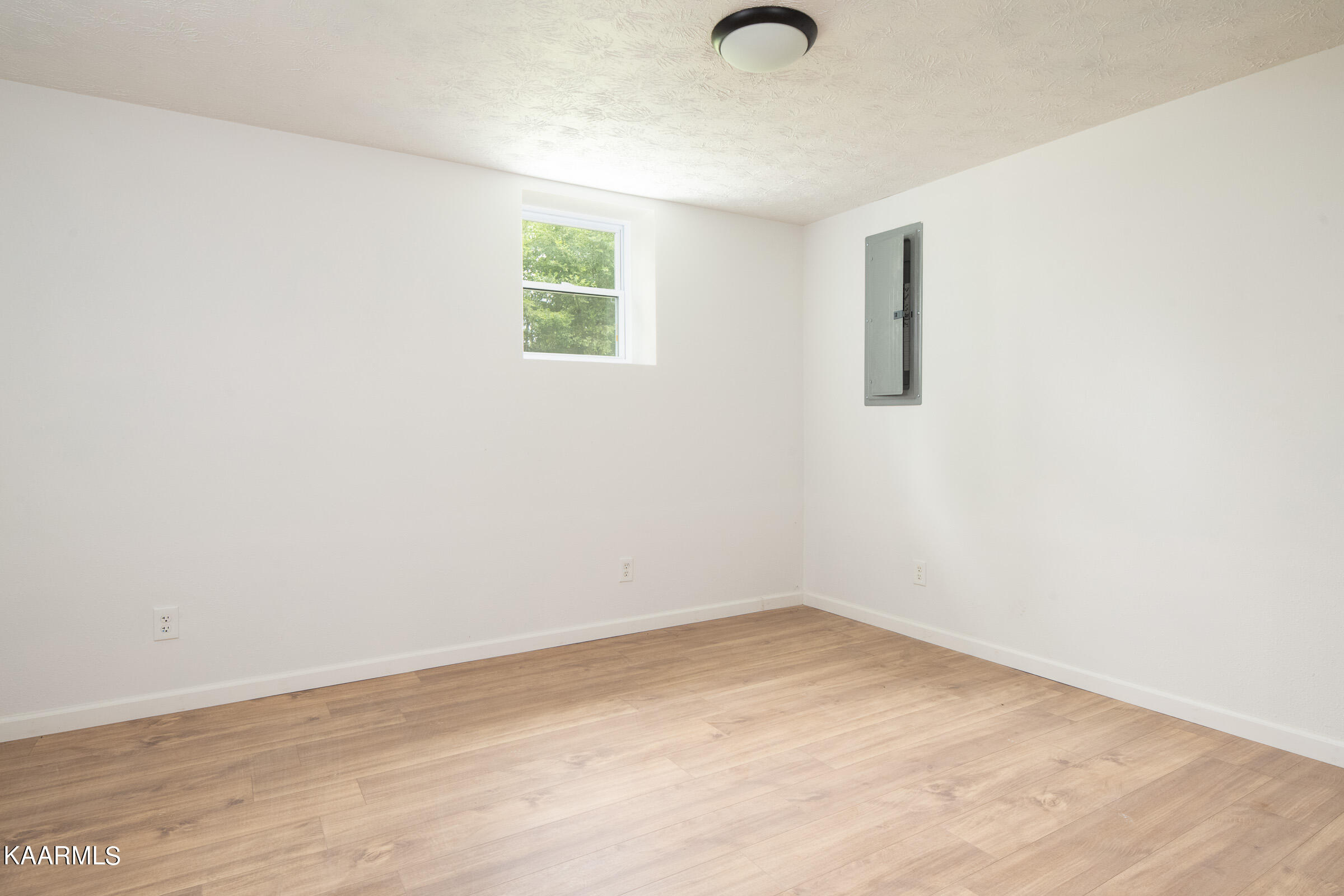 2407 Big Springs Road Maryville, TN 37801 - Photo 21 of 26 JBP_BigSprings2407_Print-18