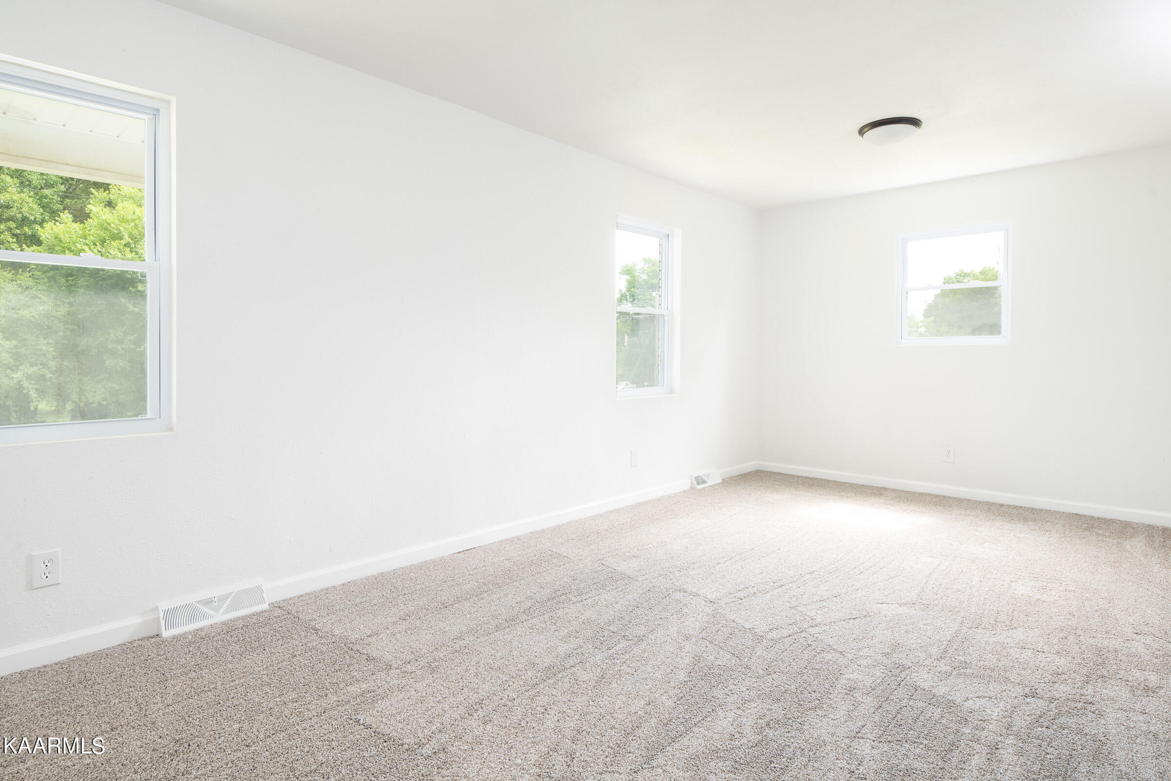 2407 Big Springs Road Maryville, TN 37801 - Photo 23 of 26 JBP_BigSprings2407_Print-14