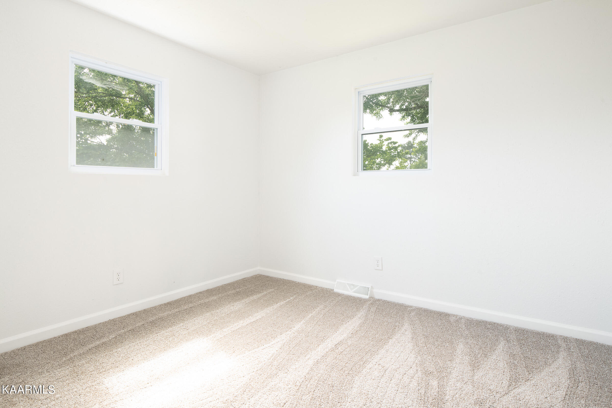 2407 Big Springs Road Maryville, TN 37801 - Photo 24 of 26 JBP_BigSprings2407_Print-13