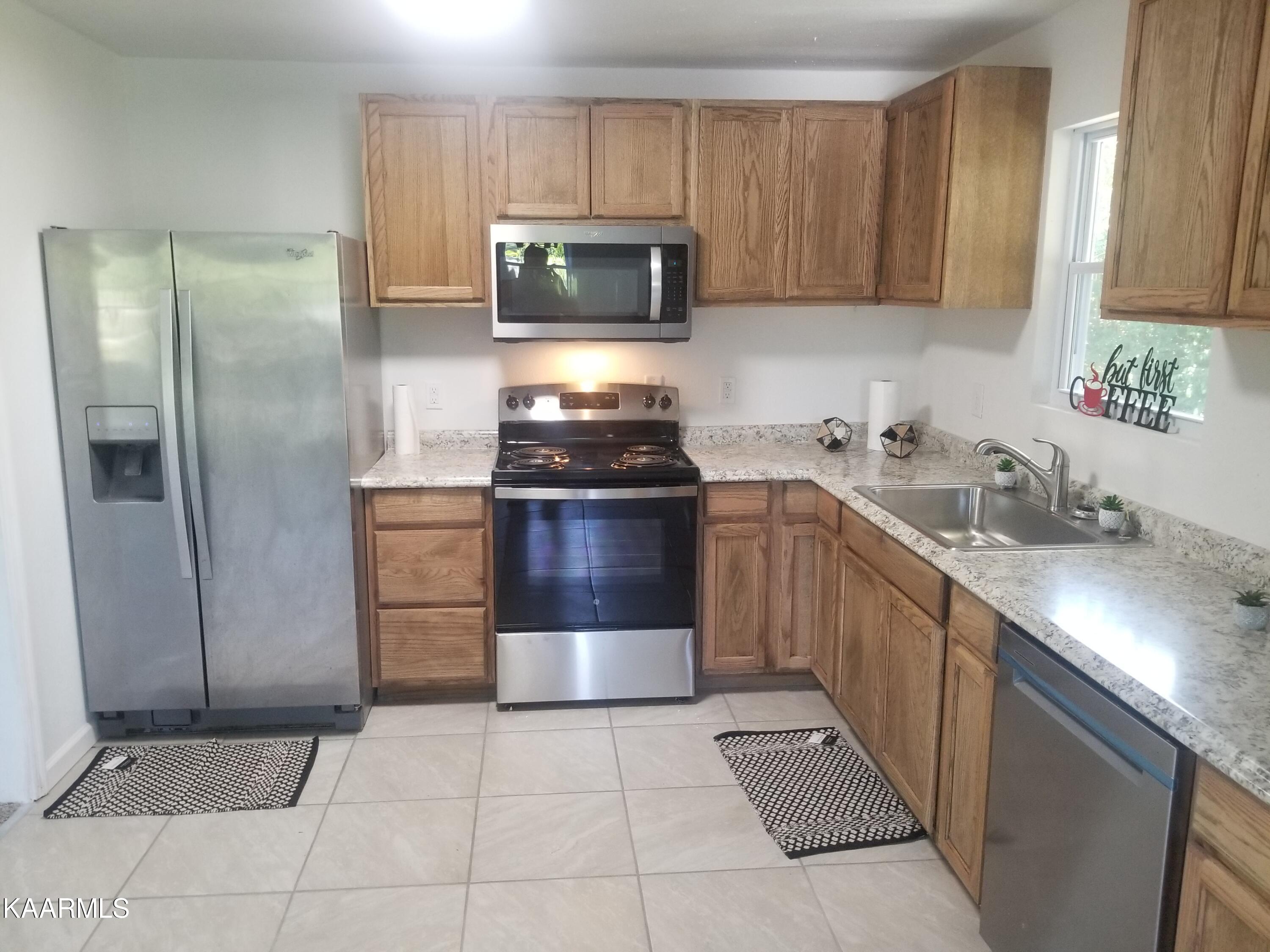 2407 Big Springs Road Maryville, TN 37801 - Photo 9 of 26 20230530_124600