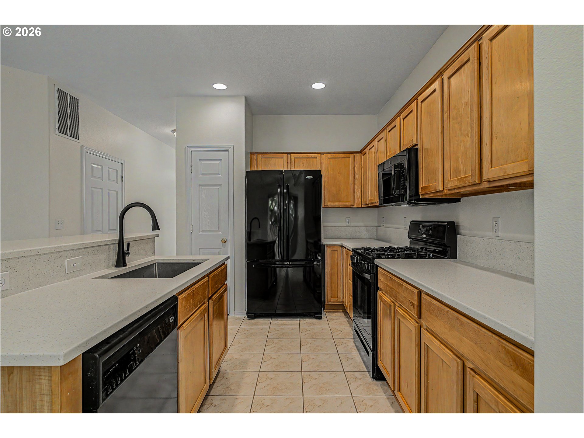 1037 Southwest 18th Way Troutdale, OR 97060 - Photo 11 of 43