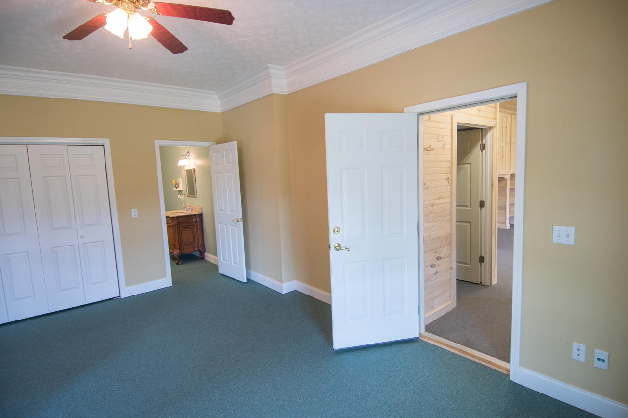 1196 Country Club Road Dandridge, TN 37725 - Photo 16 of 22 JCP_8821 - Copy