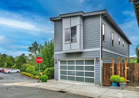 $900,000 | 16301 Main View Lane Northeast, Duvall, WA 98019