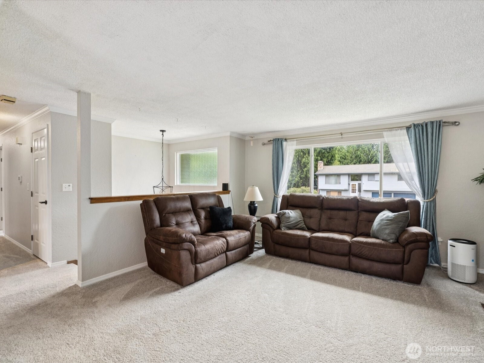 2613 172nd Place Southeast Bothell, WA 98012 - Photo 4 of 37 Gallery Image 4