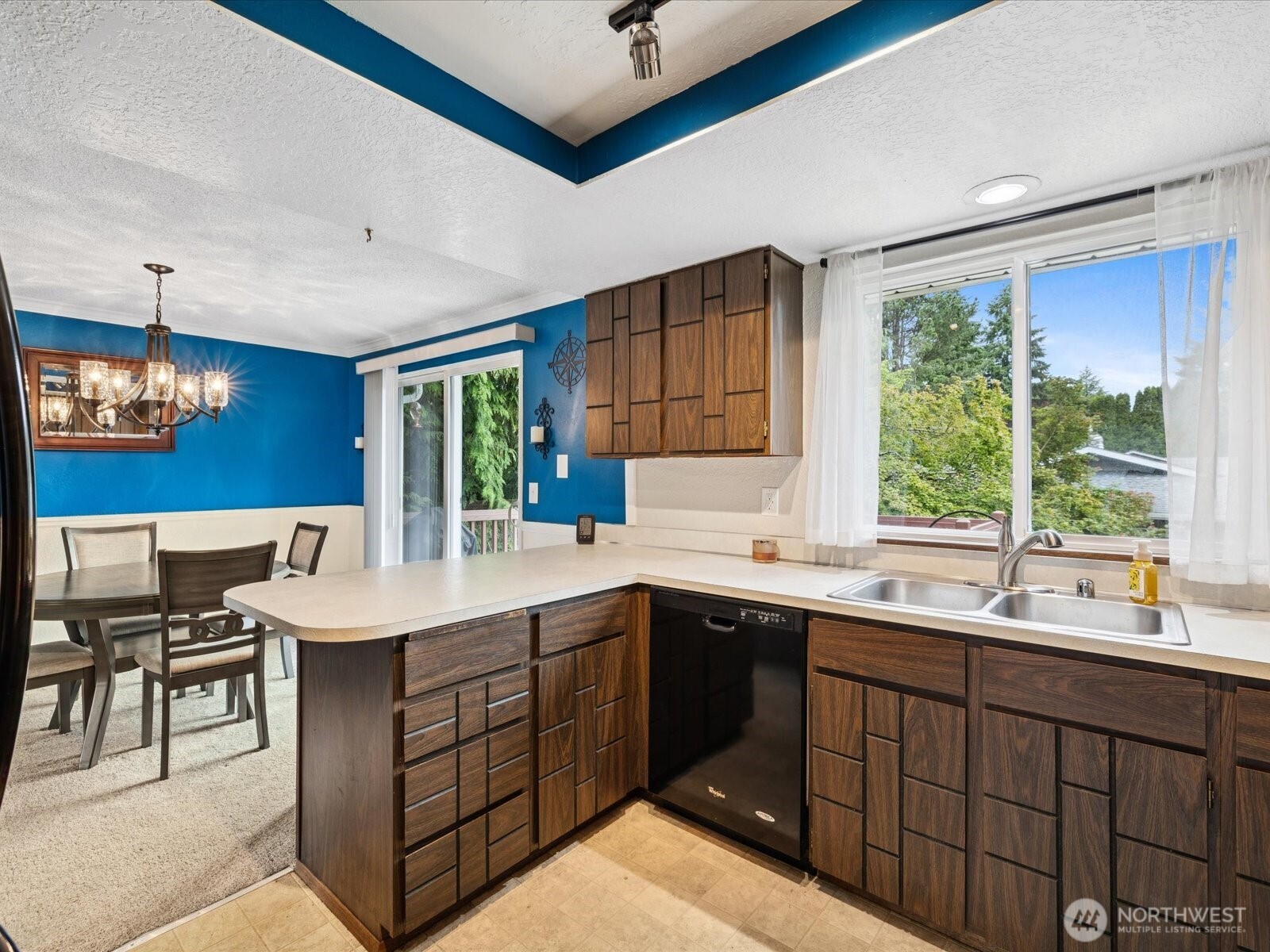 2613 172nd Place Southeast Bothell, WA 98012 - Photo 9 of 37 Gallery Image 9
