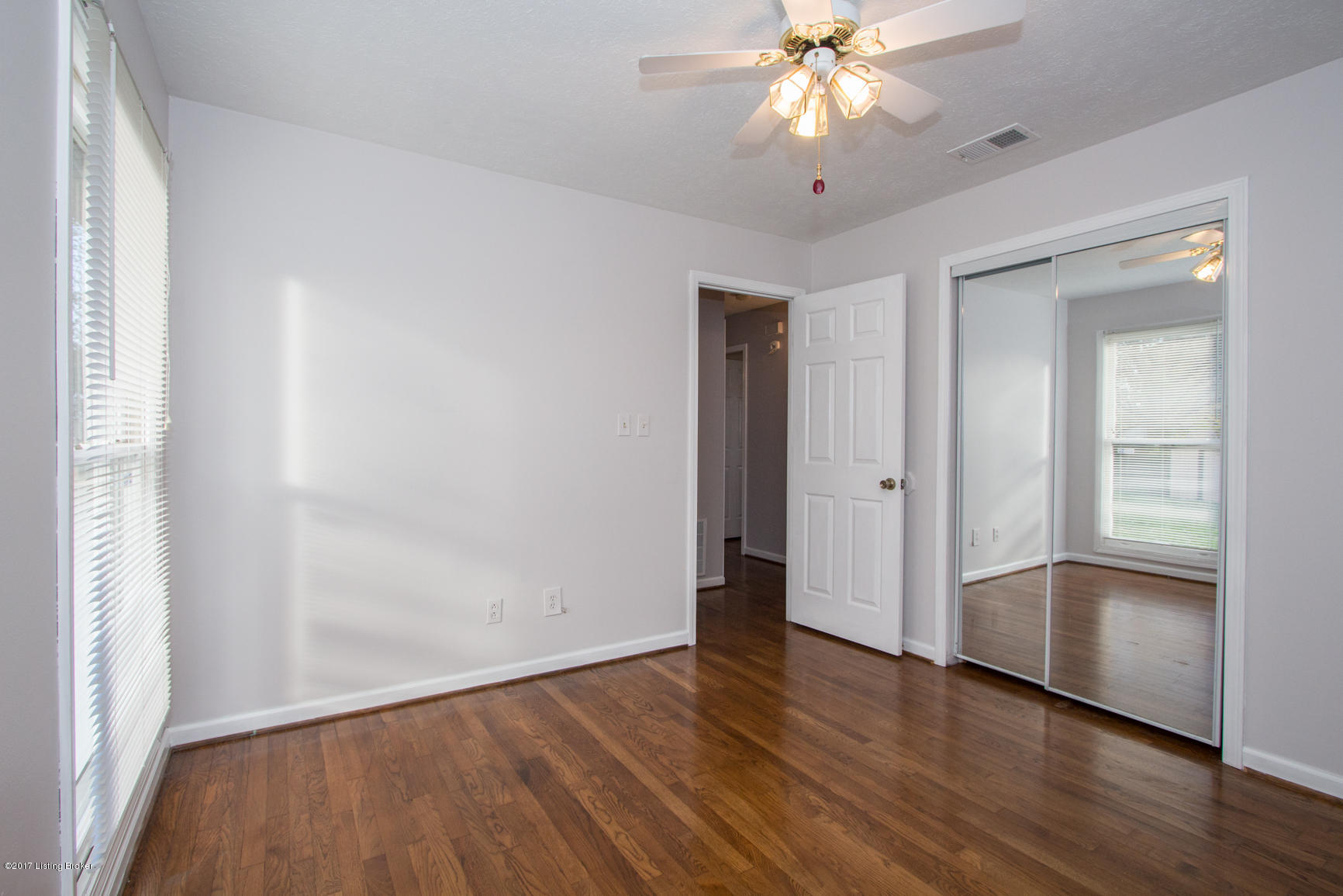9106 New Maple Road Louisville, KY 40229 - Photo 29 of 48 JThomas Photography-9106 Maple-18