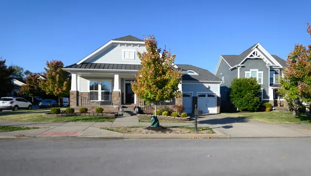 $869,000 | 201 Cooper Ledge Circle, Franklin, TN 37064