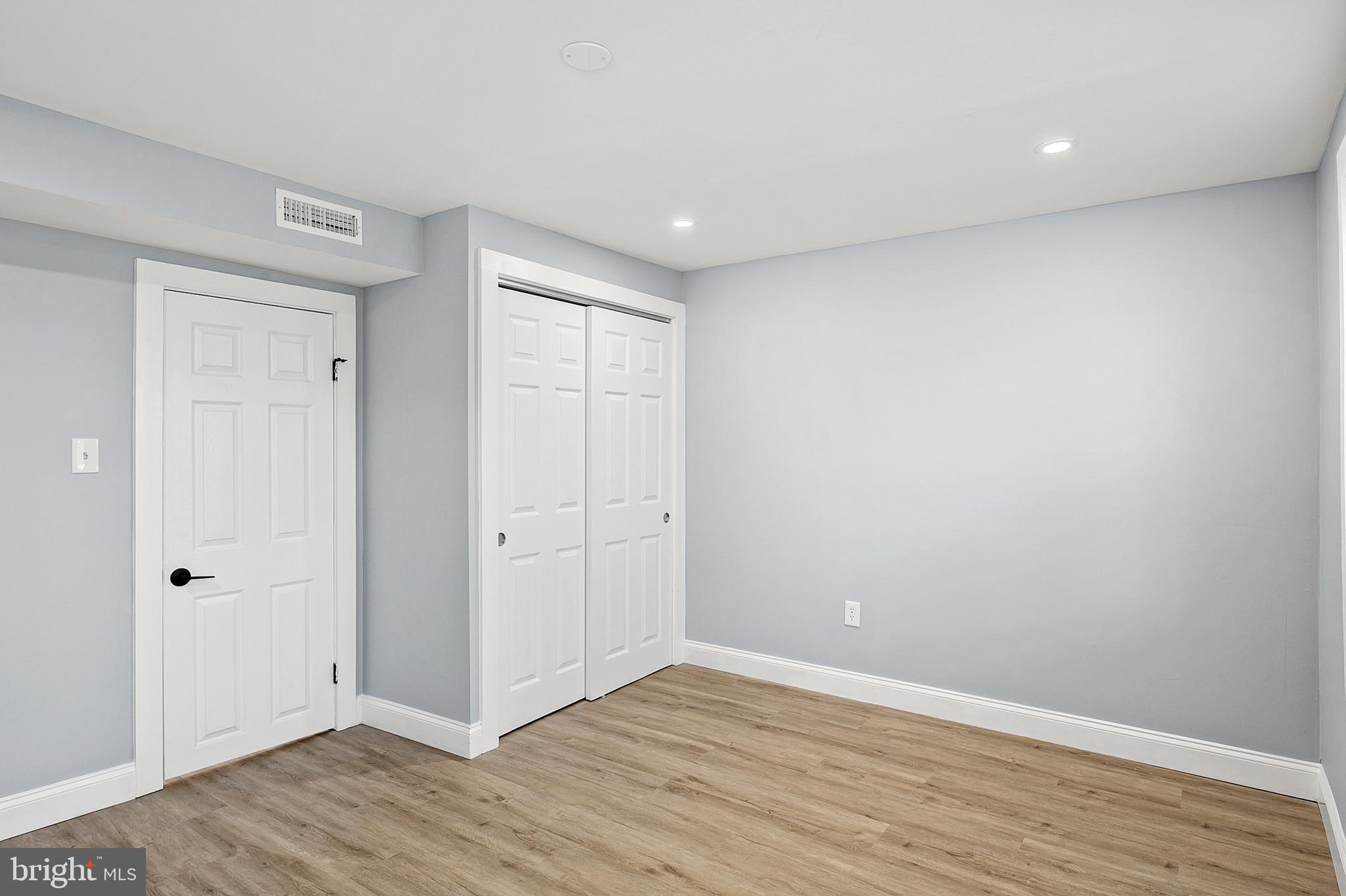 2112 Eastern Avenue Baltimore, MD 21231 - Photo 22 of 43 a view of an empty room