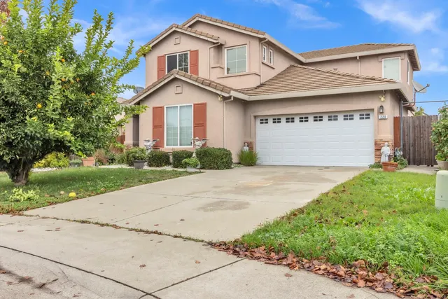$599,000 | 220 Cicero Circle, Elk Grove, CA 95758