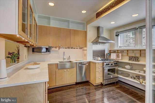 $715,000 | 884 North Beechwood Street, Philadelphia, PA 19130