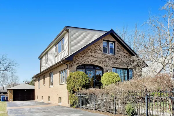 $649,000 | 250 High Street, Highwood, IL 60040