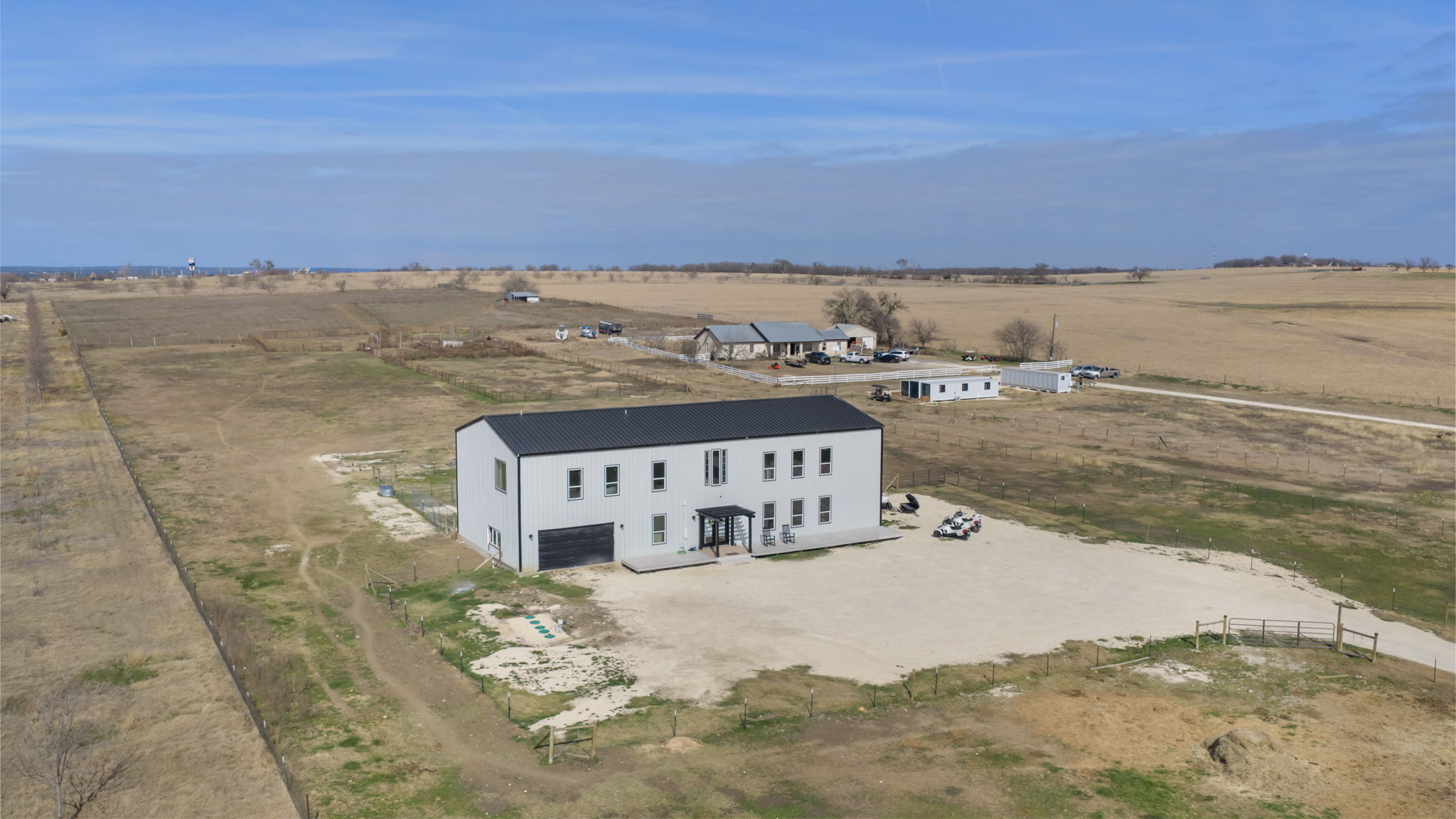 835 County Road 304 East Jarrell, TX 76537 - Photo 2 of 38