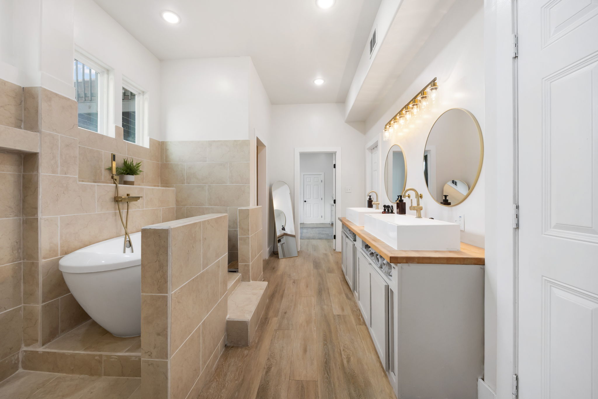 835 County Road 304 East Jarrell, TX 76537 - Photo 21 of 38