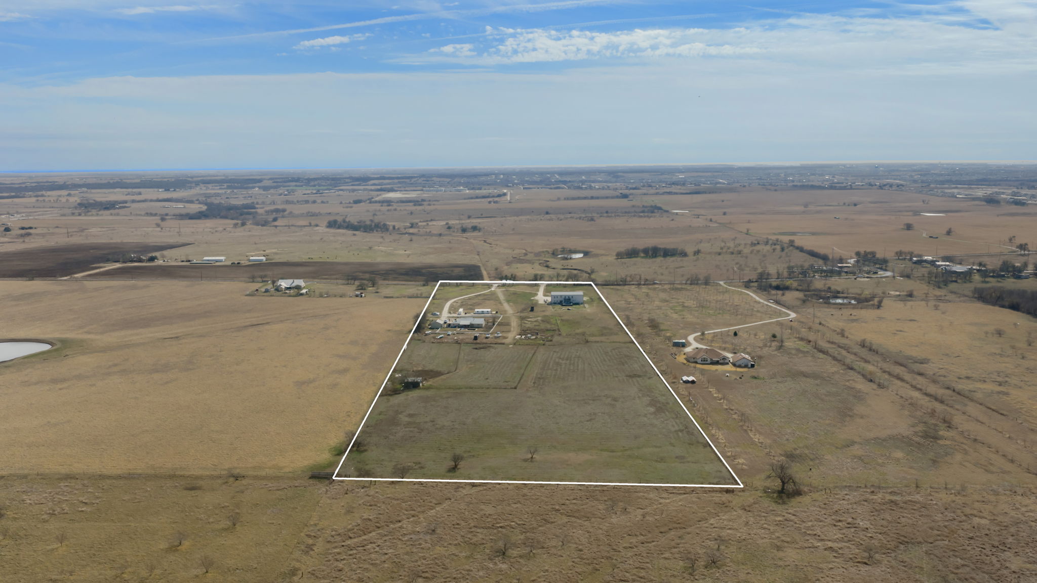 835 County Road 304 East Jarrell, TX 76537 - Photo 35 of 38