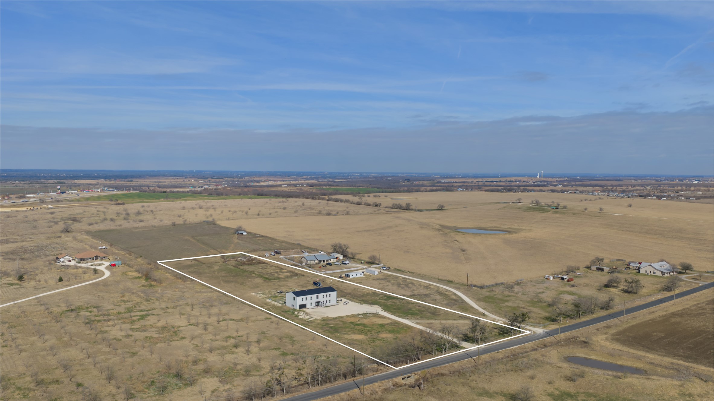 835 County Road 304 East Jarrell, TX 76537 - Photo 37 of 38