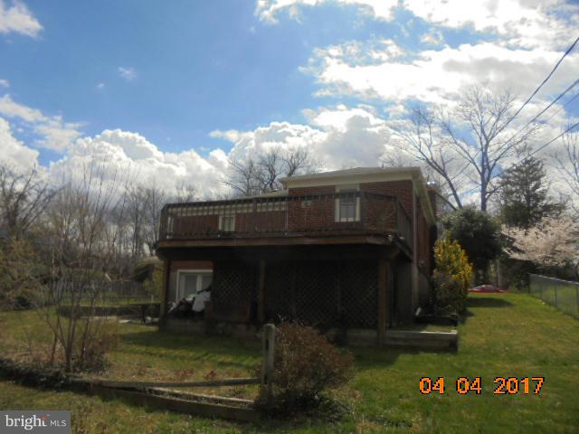 1902 Altavue Road Catonsville, MD 21228 - Photo 4 of 12 Exterior (Rear)