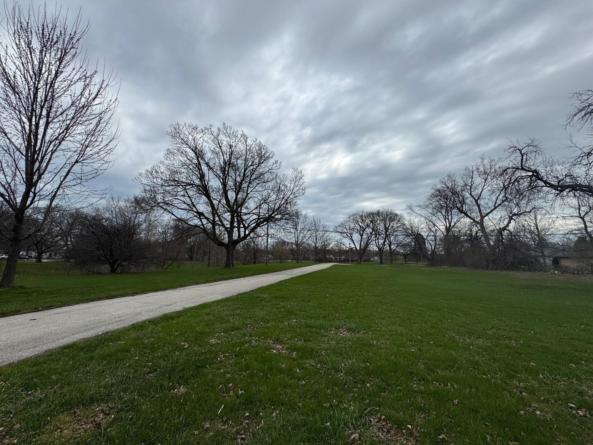 4472 North 51st Boulevard Milwaukee, WI 53218 - Photo 5 of 5 4472 N 1st Blvd (adjacent green space)