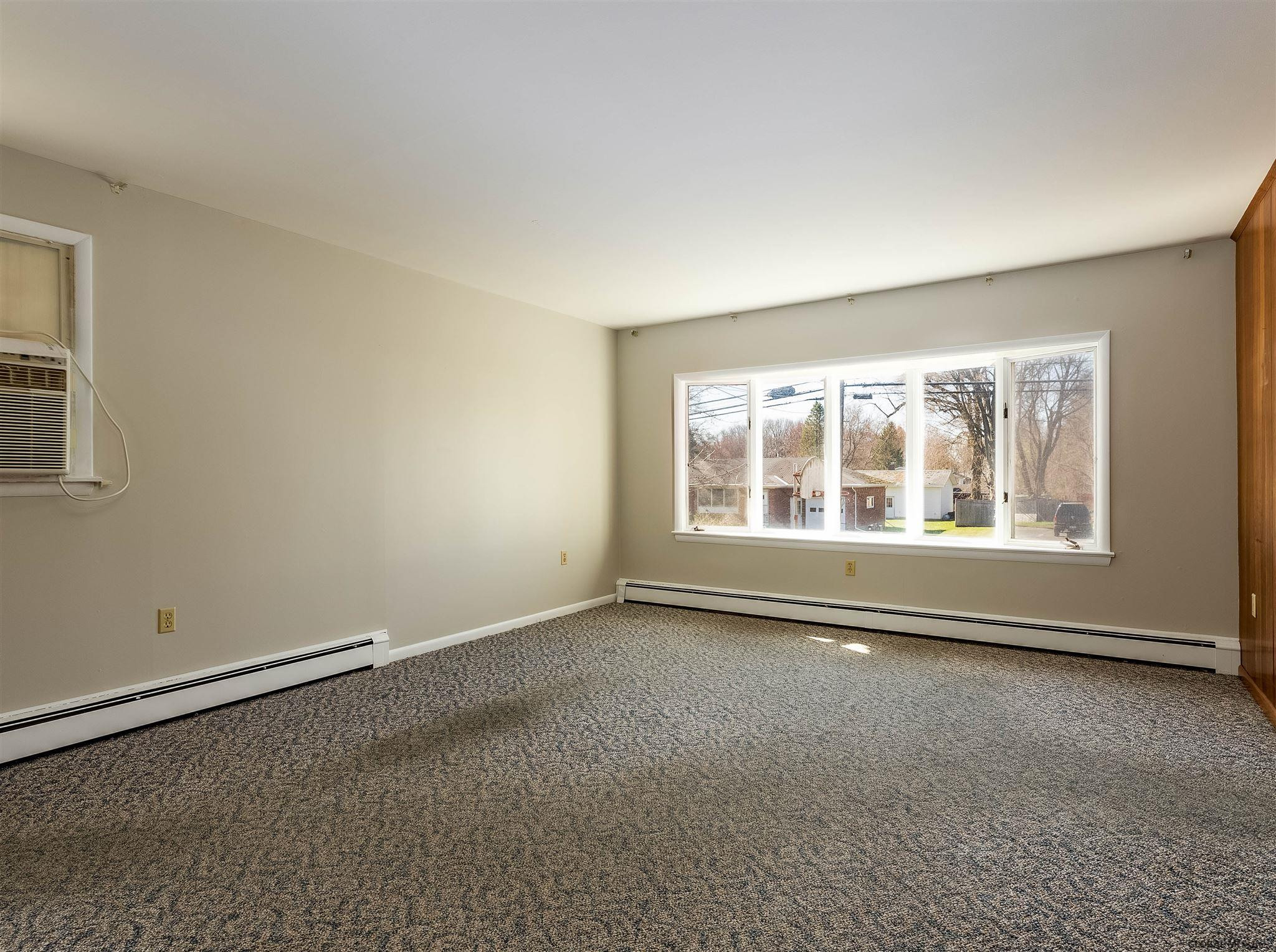 46 Latham Ridge Road Colonie, NY 12110 - Photo 6 of 33 Photo 6