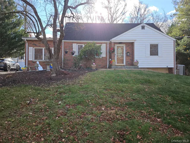 $4,300 | 8 Windmill Lane, New City, NY 10956