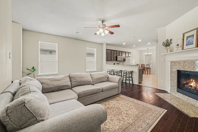 $270,000 | 12027 Rockridge Falls Drive, Tomball, TX 77375