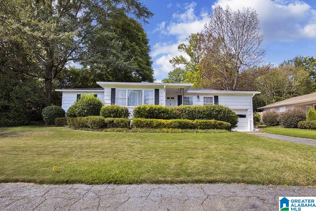 2300 Shades Crest Road Birmingham, AL 35216 - Photo 1 of 20