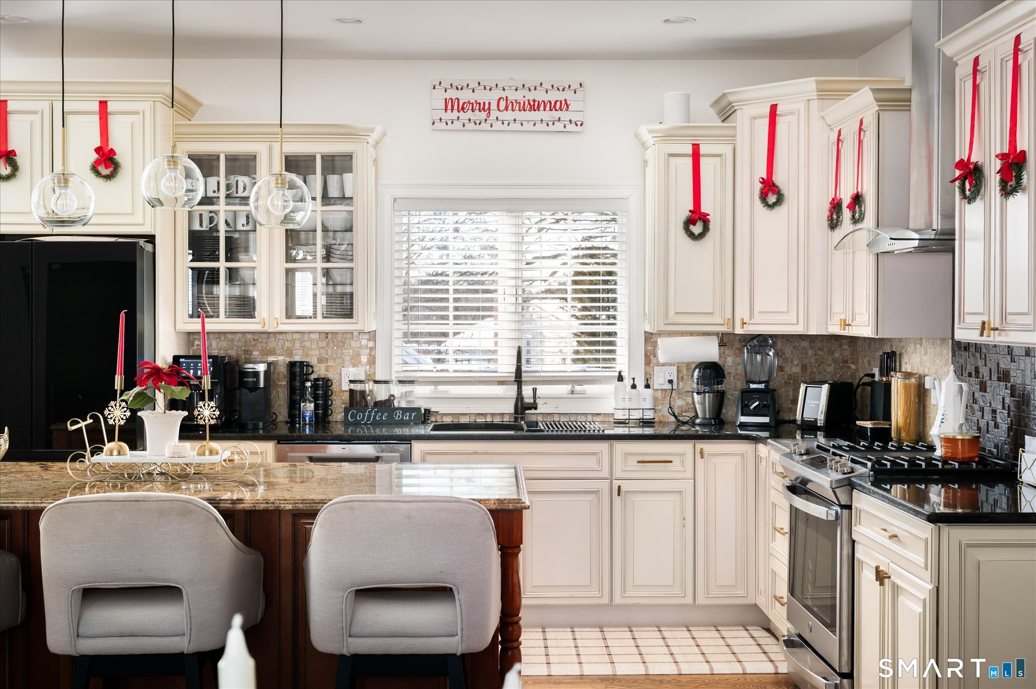 10 Turner Road Stamford, CT 06905 - Photo 12 of 37