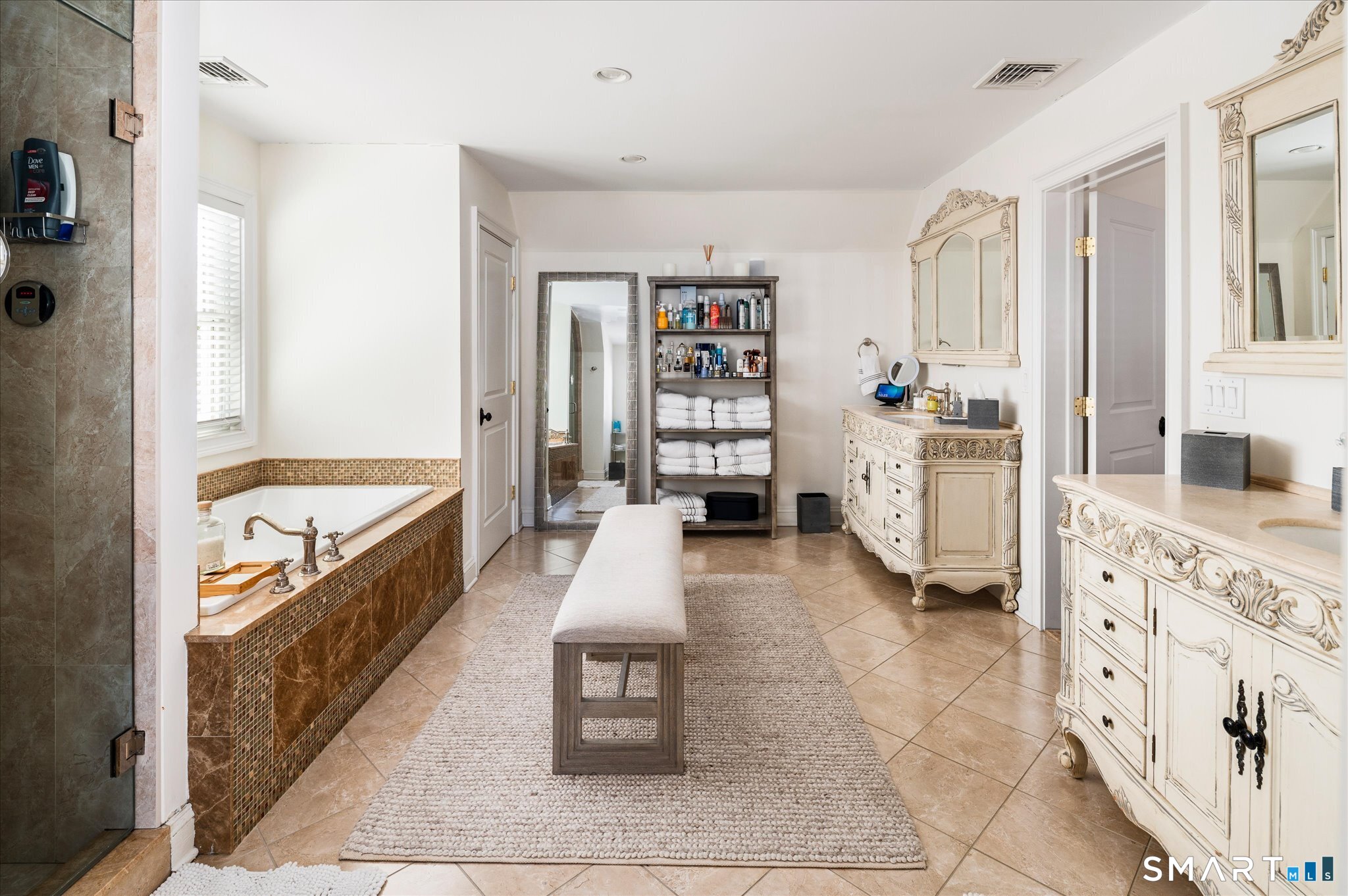 10 Turner Road Stamford, CT 06905 - Photo 18 of 37