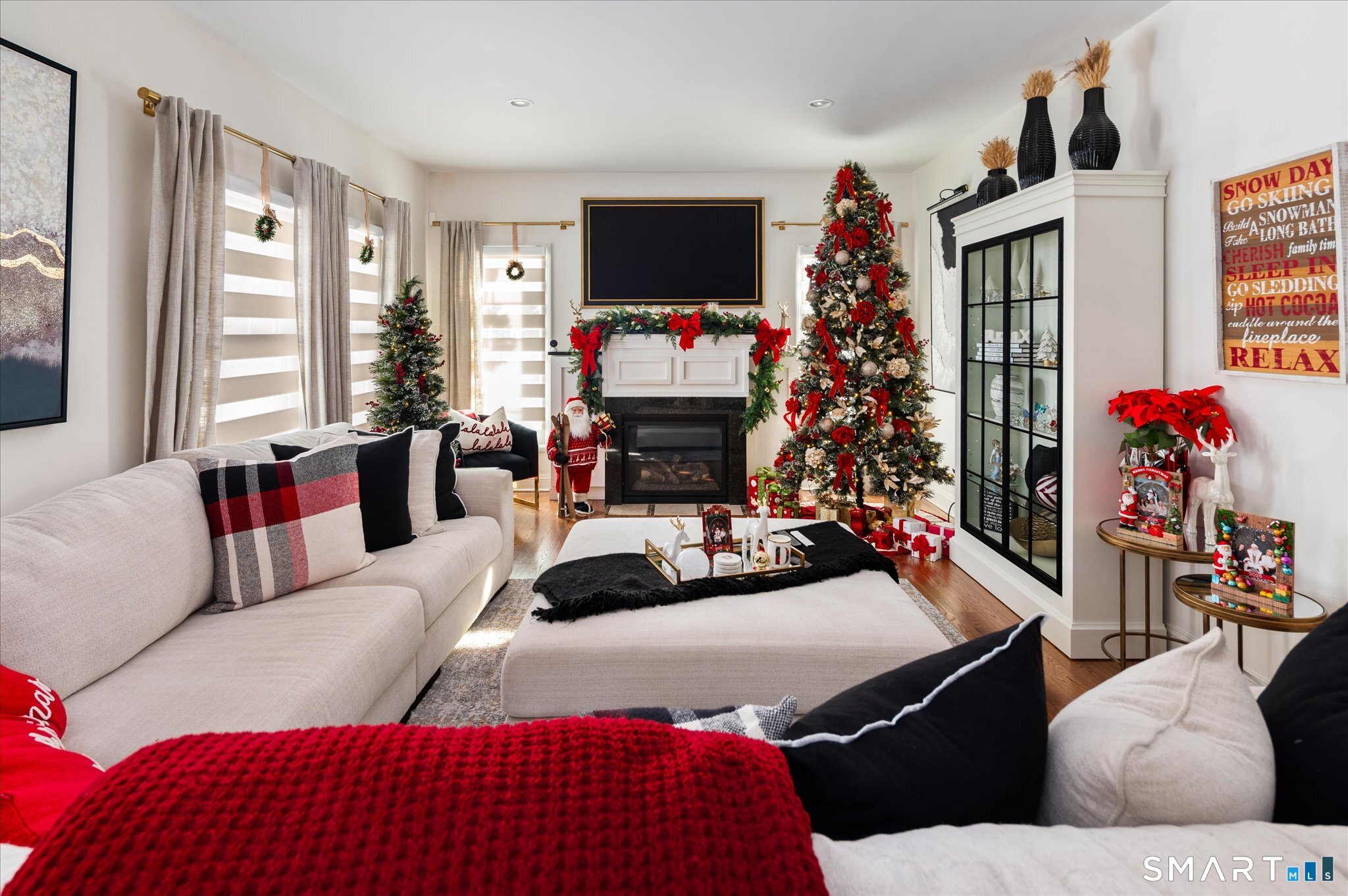 10 Turner Road Stamford, CT 06905 - Photo 2 of 37