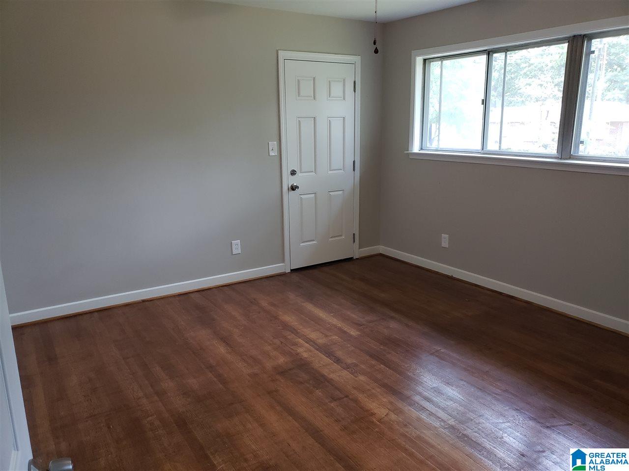 749 Sherwood Road Fairfield, AL 35064 - Photo 13 of 27