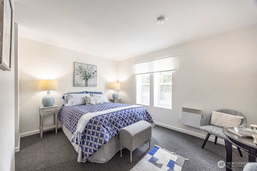 4407 Thackeray Place Northeast Seattle, WA 98105 - Photo 23 of 30