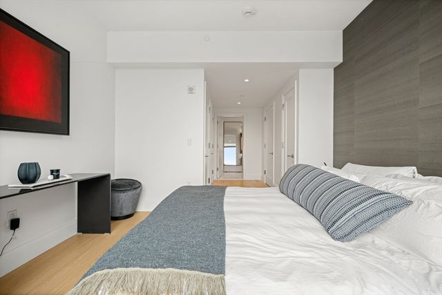 $2,370,000 | 380 Harrison Avenue, Unit 1108, Boston, MA 02118