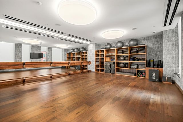 $2,370,000 | 380 Harrison Avenue, Unit 1108, Boston, MA 02118